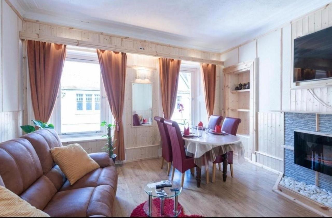 Georges57 2-Bed Apartment In אינברנס מראה חיצוני תמונה